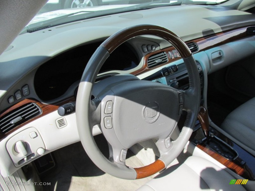 2002 Seville SLS - White Diamond / Neutral Shale photo #14
