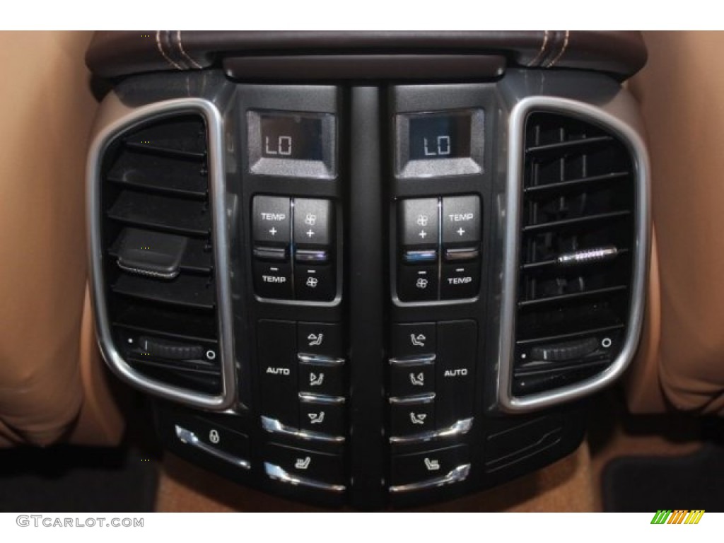 2013 Porsche Cayenne Turbo Controls Photo #96357777