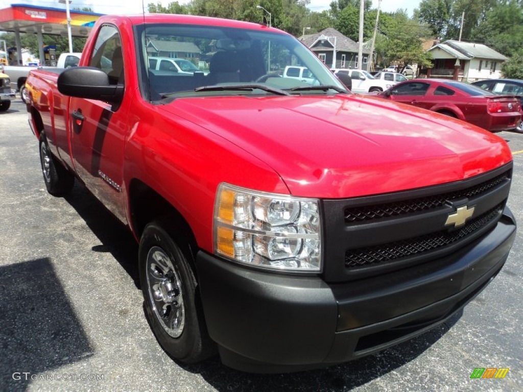 2008 Silverado 1500 Work Truck Regular Cab - Victory Red / Dark Titanium photo #4