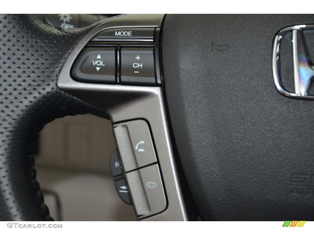 2015 Pilot EX-L - Crystal Black Pearl / Gray photo #20