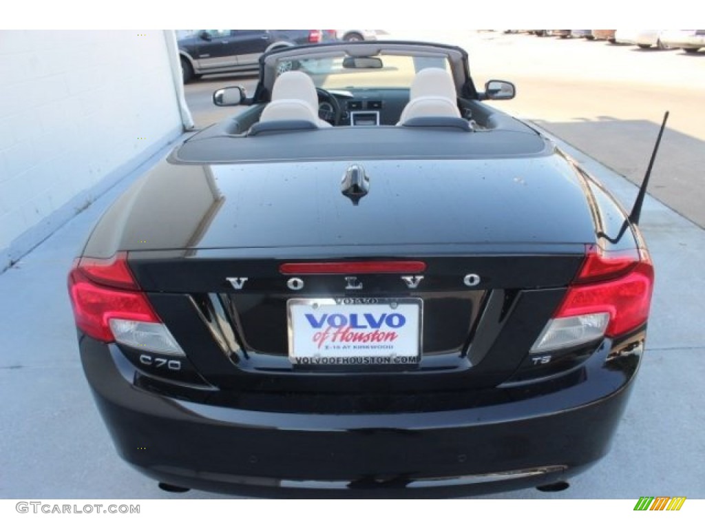 2011 C70 T5 - Black / Soverign Hide Calcite Leather/Off Black photo #5