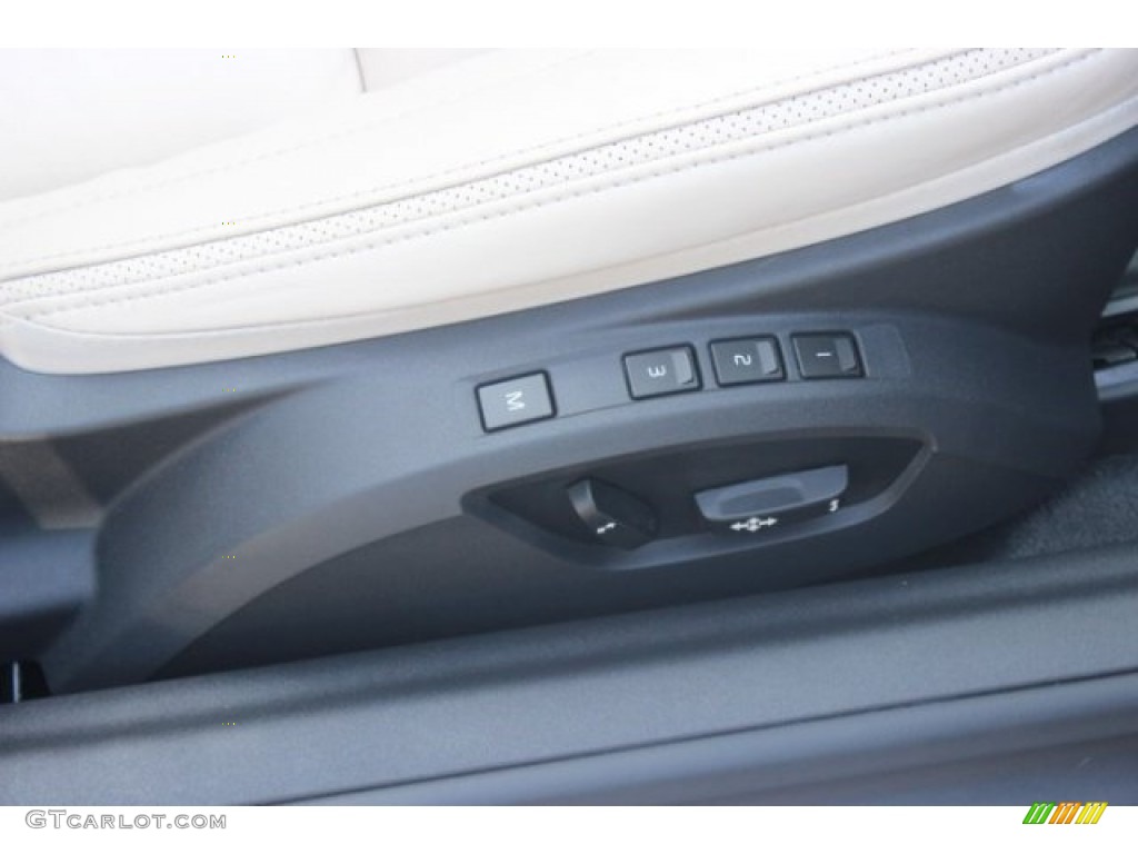 2011 C70 T5 - Black / Soverign Hide Calcite Leather/Off Black photo #34