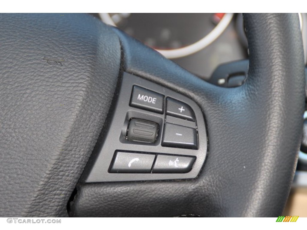 2011 X3 xDrive 28i - Blue Water Metallic / Sand Beige Nevada Leather photo #18