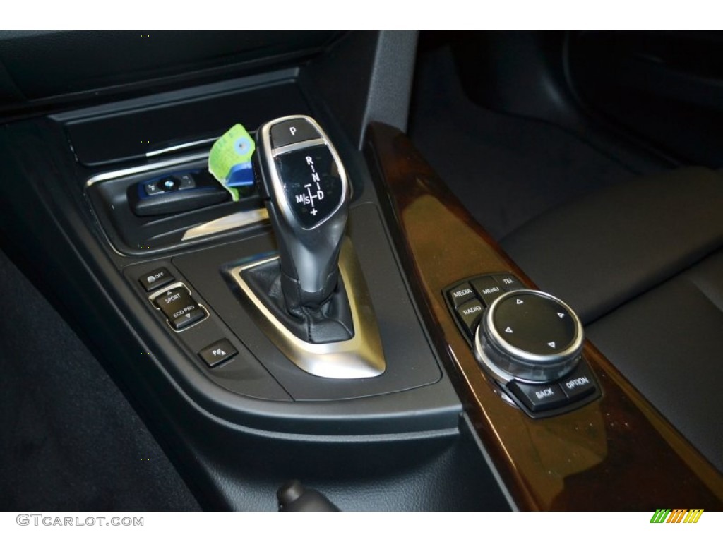 2014 BMW 3 Series 328d xDrive Sports Wagon Transmission Photos