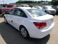 Summit White - Cruze LS Photo No. 7