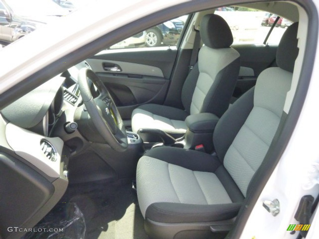 2014 Cruze LS - Summit White / Jet Black/Medium Titanium photo #10