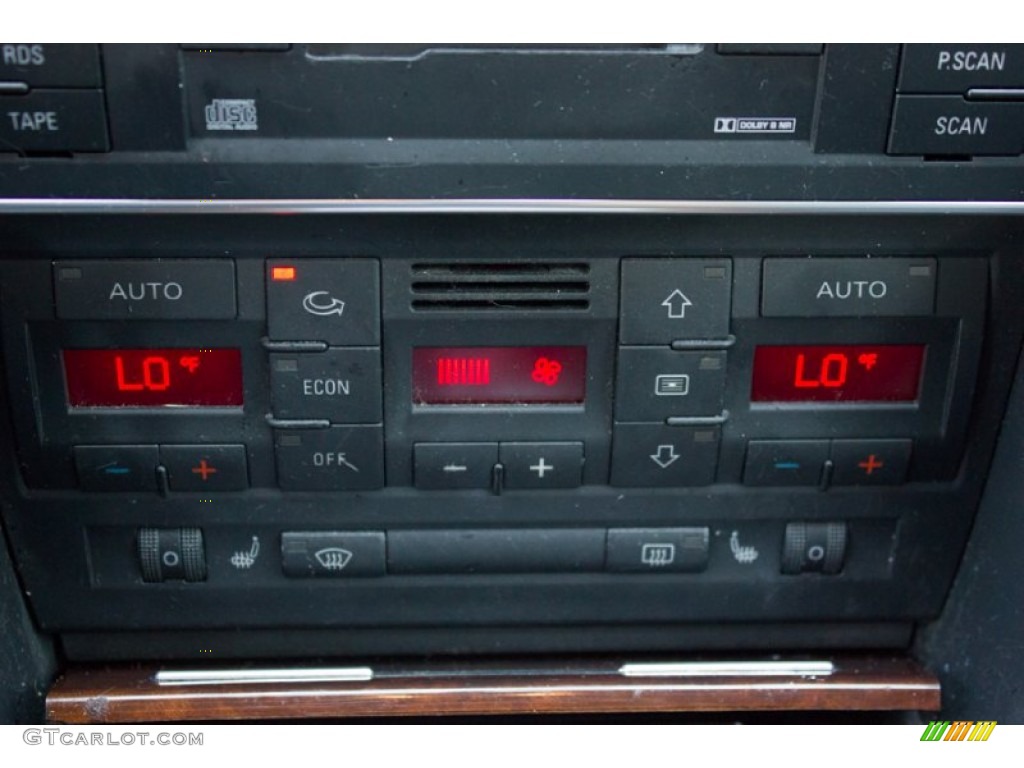 2003 Audi A4 3.0 quattro Sedan Controls Photo #96374427