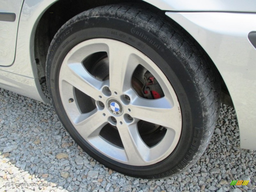 2005 BMW 3 Series 330xi Sedan Wheel Photos