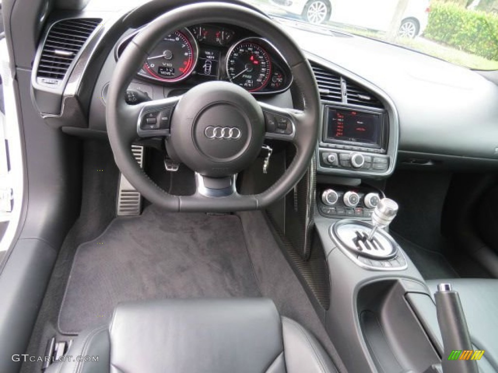 2010 Audi R8 5.2 FSI quattro Fine Nappa Black Leather Dashboard Photo #96379463