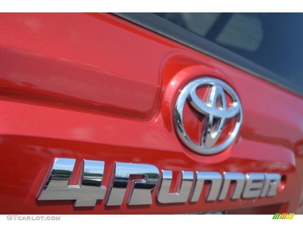 2014 4Runner SR5 - Barcelona Red Metallic / Graphite photo #21