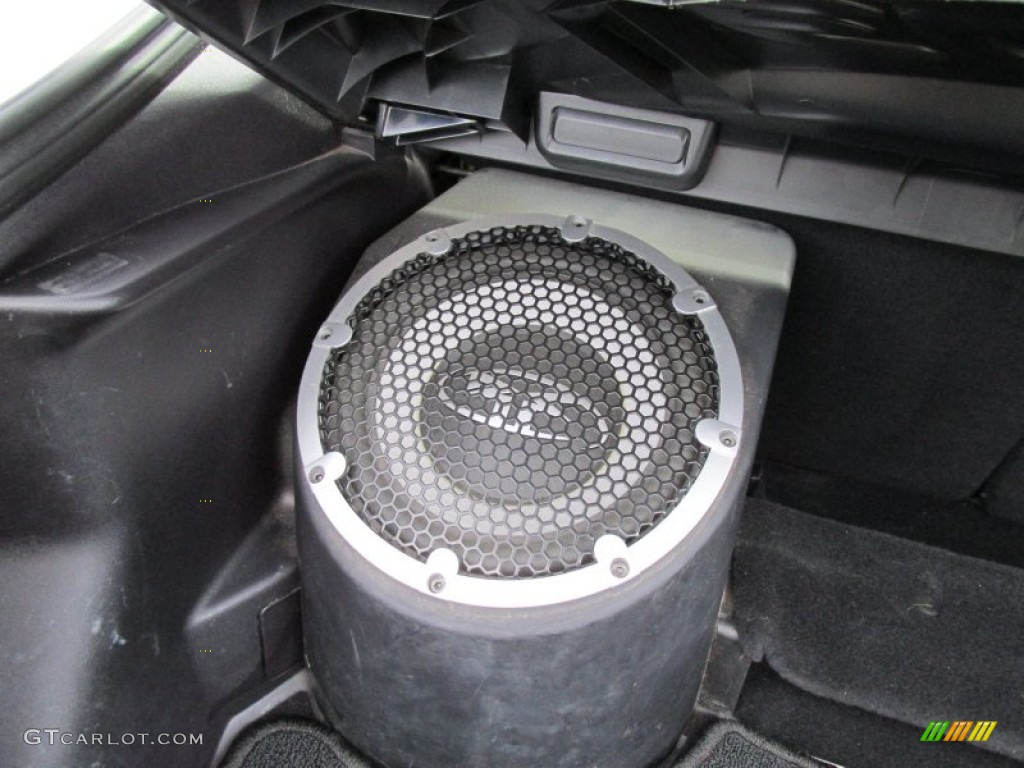 2007 Eclipse GS Coupe - Liquid Silver Metallic / Medium Gray photo #35