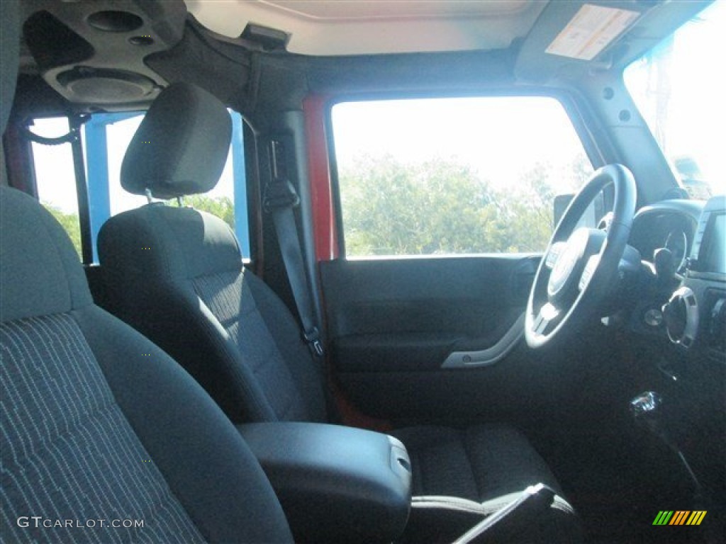 2012 Wrangler Unlimited Rubicon 4x4 - Flame Red / Call of Duty: Black Sedosa/Silver French-Accent photo #5