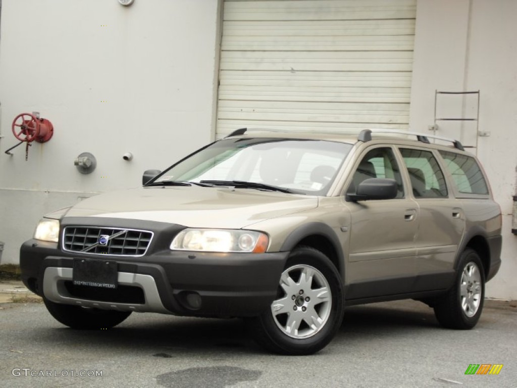 2005 XC70 AWD - Ash Gold Metallic / Taupe photo #1