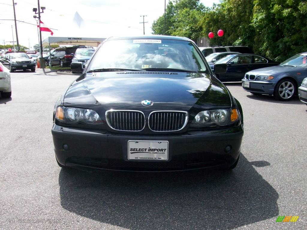 2004 3 Series 330i Sedan - Black Sapphire Metallic / Black photo #5