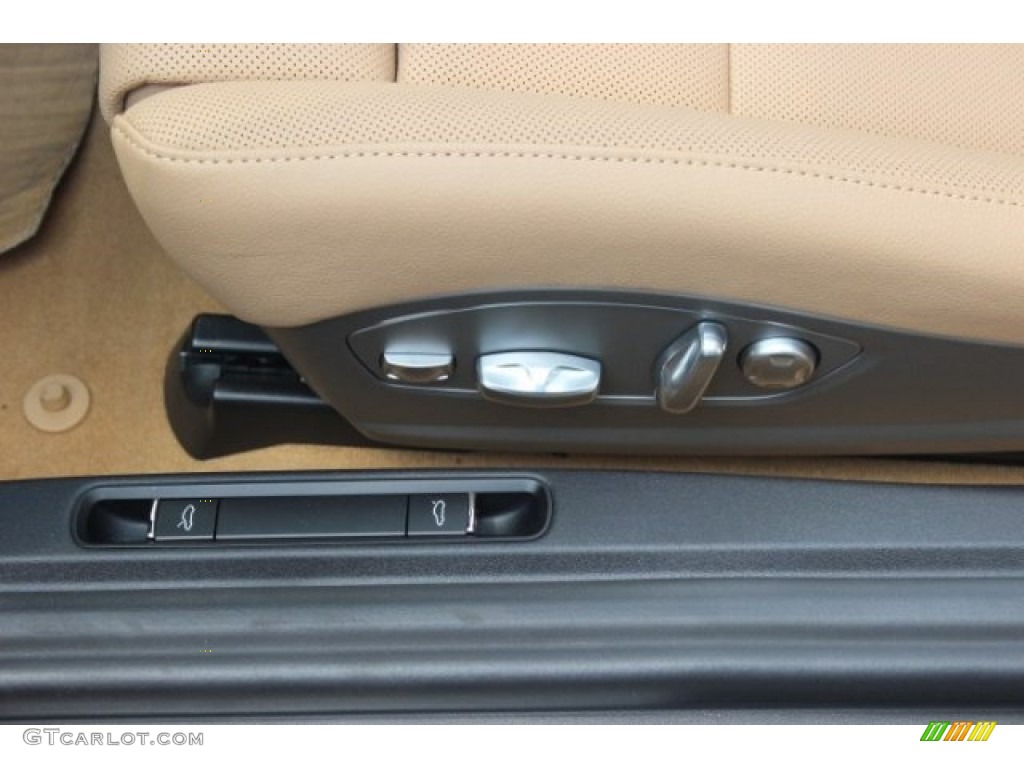 2015 Porsche Boxster Standard Boxster Model Controls Photo #96394112