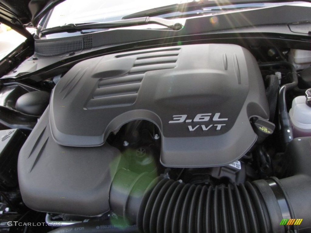 2014 Chrysler 300 John Varvatos Limited Edition Engine Photos