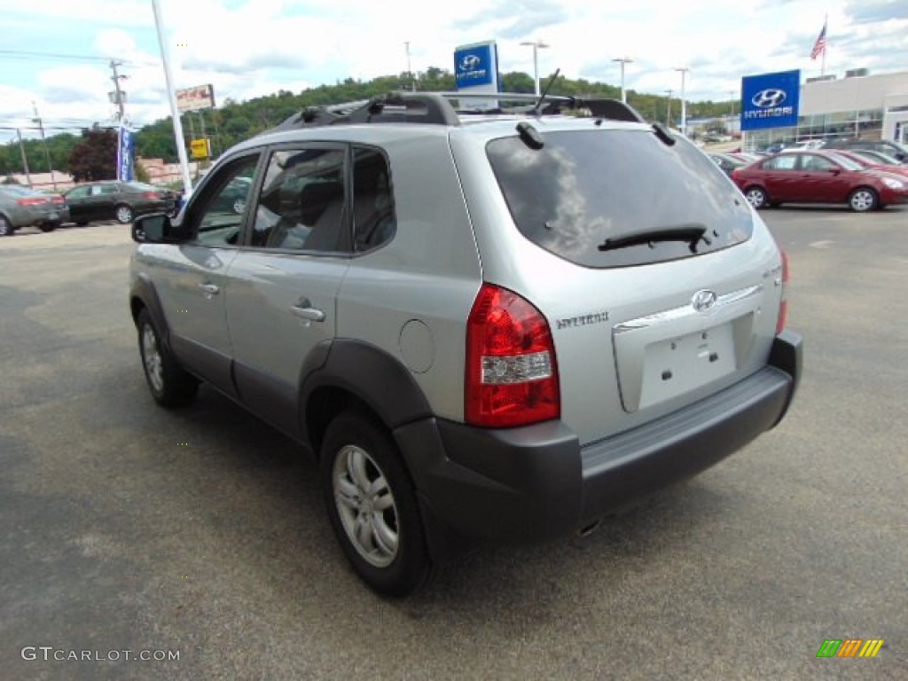 2007 Tucson SE - Platinum Metallic / Gray photo #7