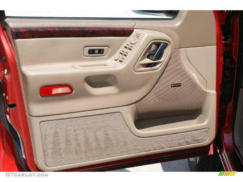 2001 Grand Cherokee Limited 4x4 - Inferno Red Crystal Pearl / Sandstone photo #11