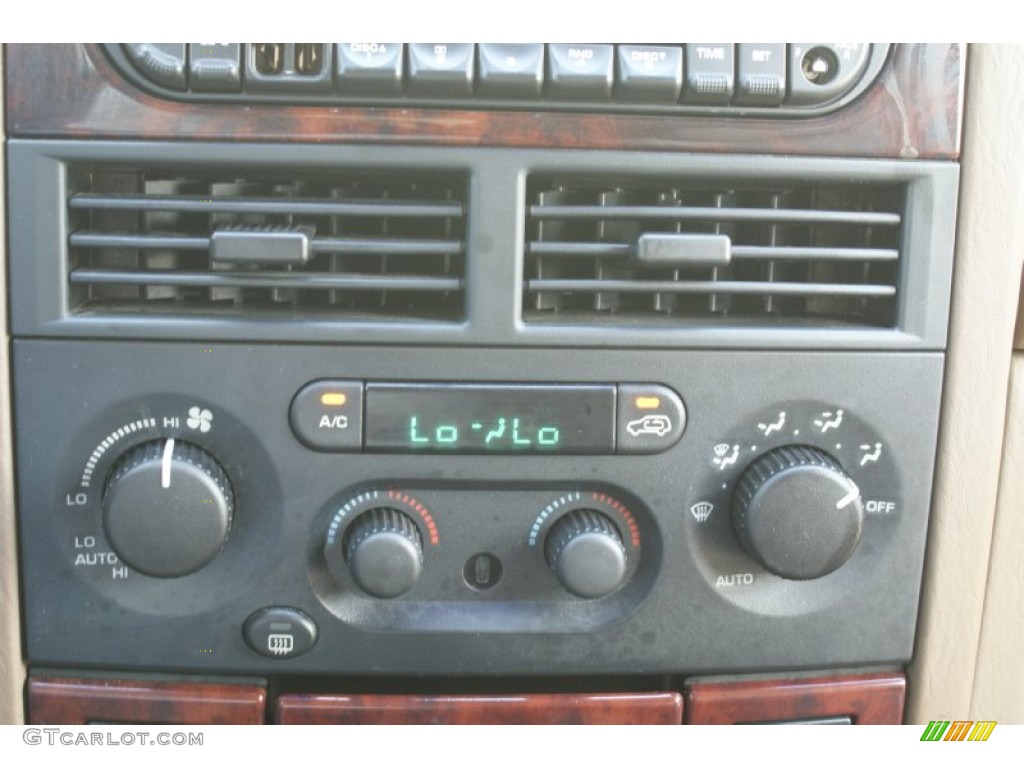 2001 Grand Cherokee Limited 4x4 - Inferno Red Crystal Pearl / Sandstone photo #28
