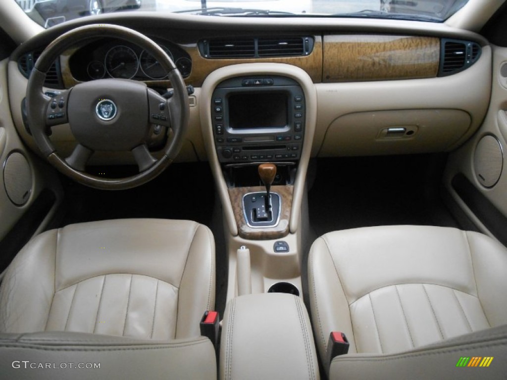 2006 X-Type 3.0 Sport Wagon - Winter Gold Metallic / Champagne photo #15