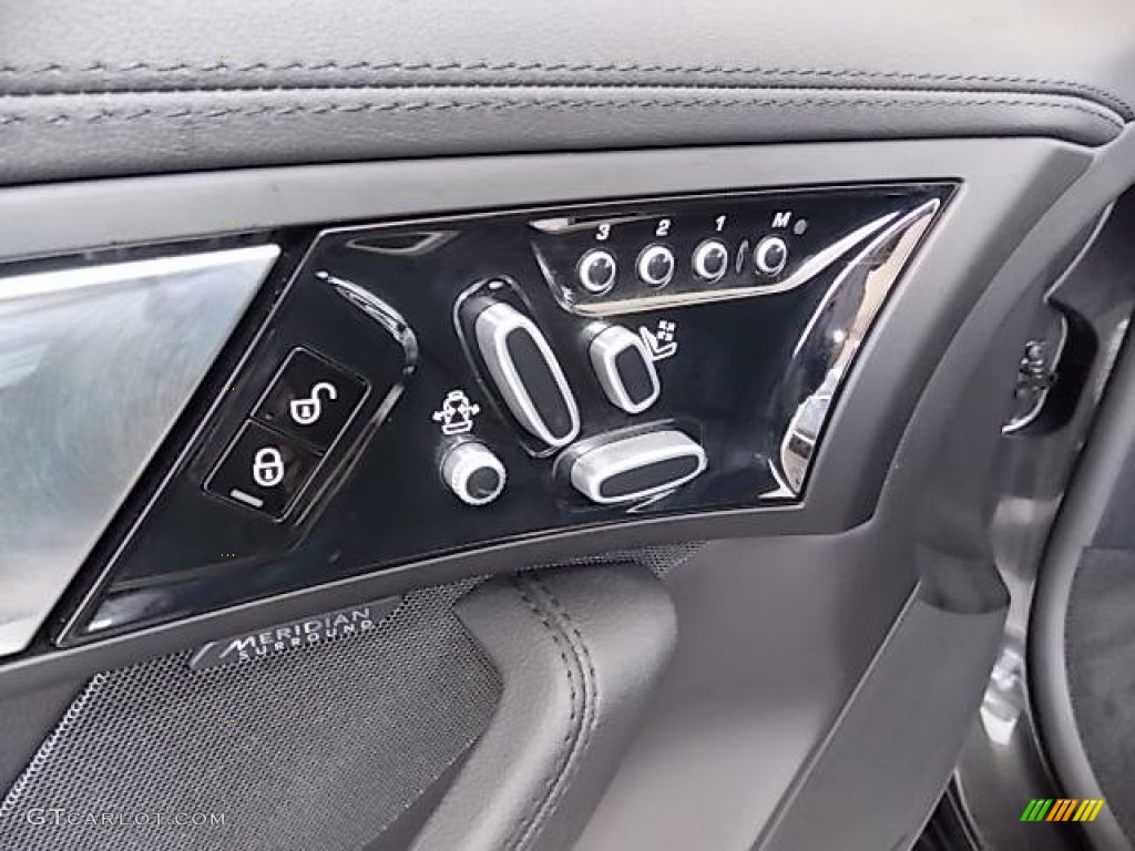 2014 Jaguar F-TYPE V8 S Controls Photo #96402221