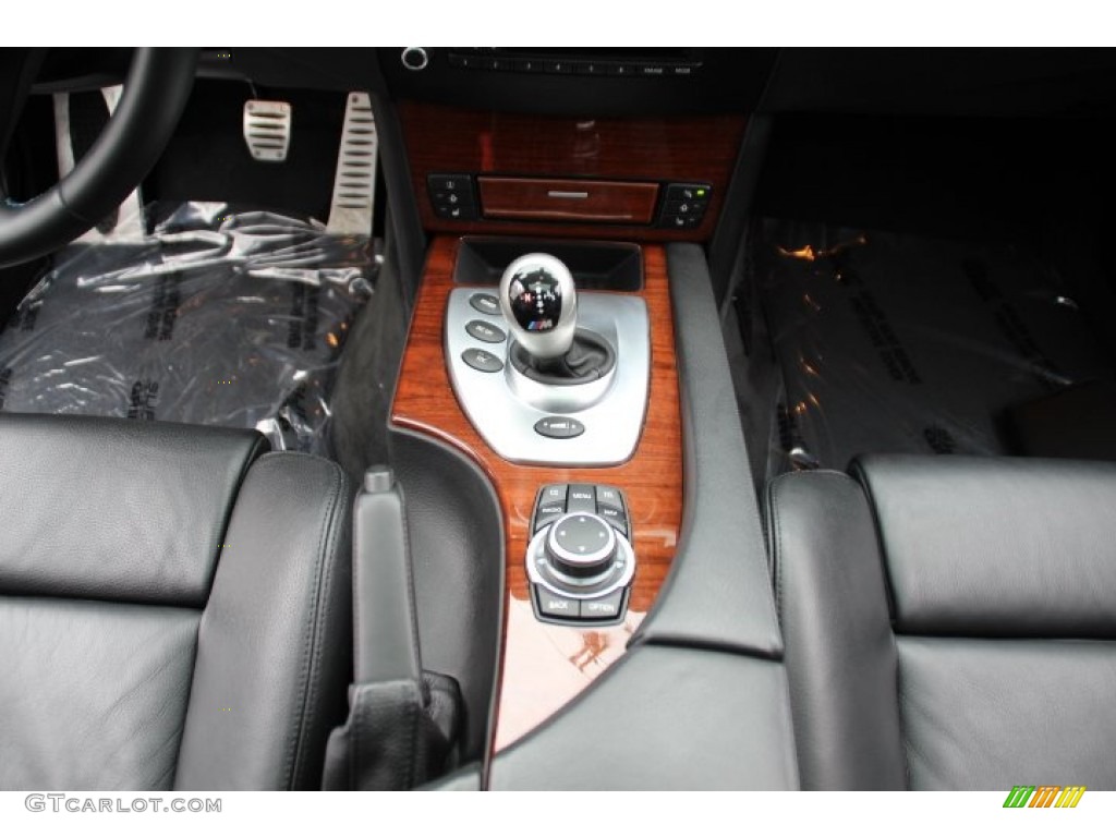 2010 M5  - Interlagos Blue Metallic / Black Merino Leather photo #17