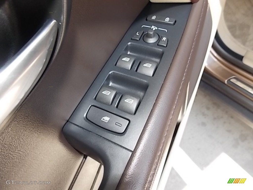 2014 Volvo XC70 T6 AWD Controls Photo #96412481