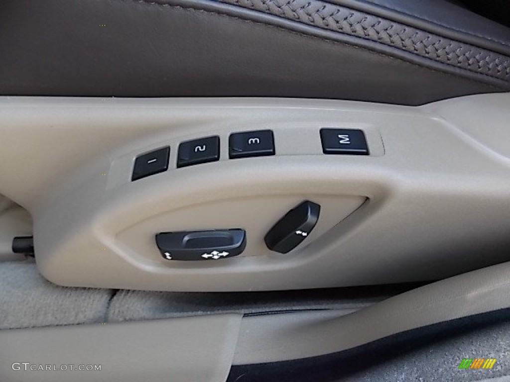 2014 Volvo XC70 T6 AWD Controls Photo #96412511