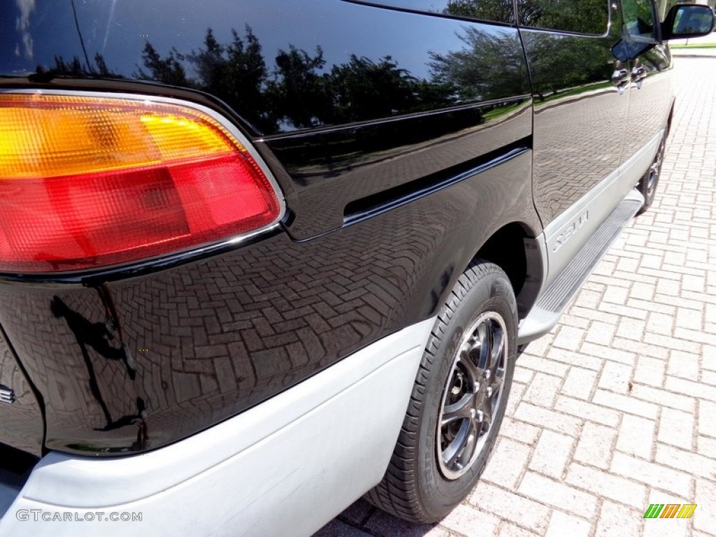 1999 Sienna LE - Black / Oak Beige photo #15