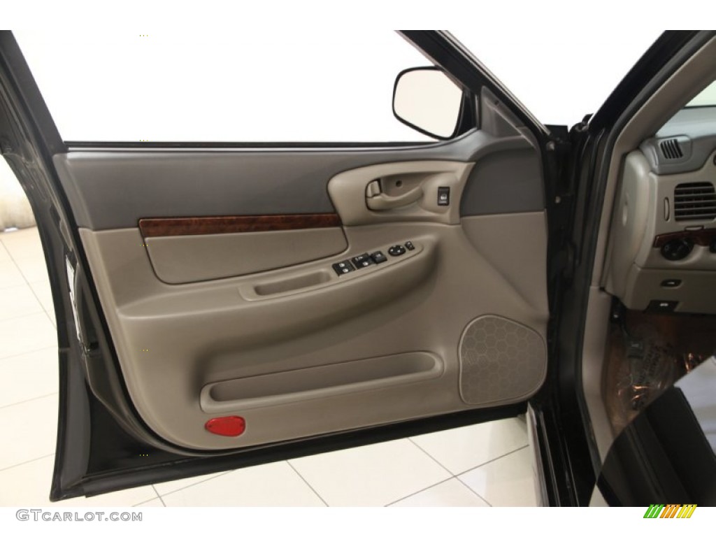 2005 Chevrolet Impala LS Door Panel Photos