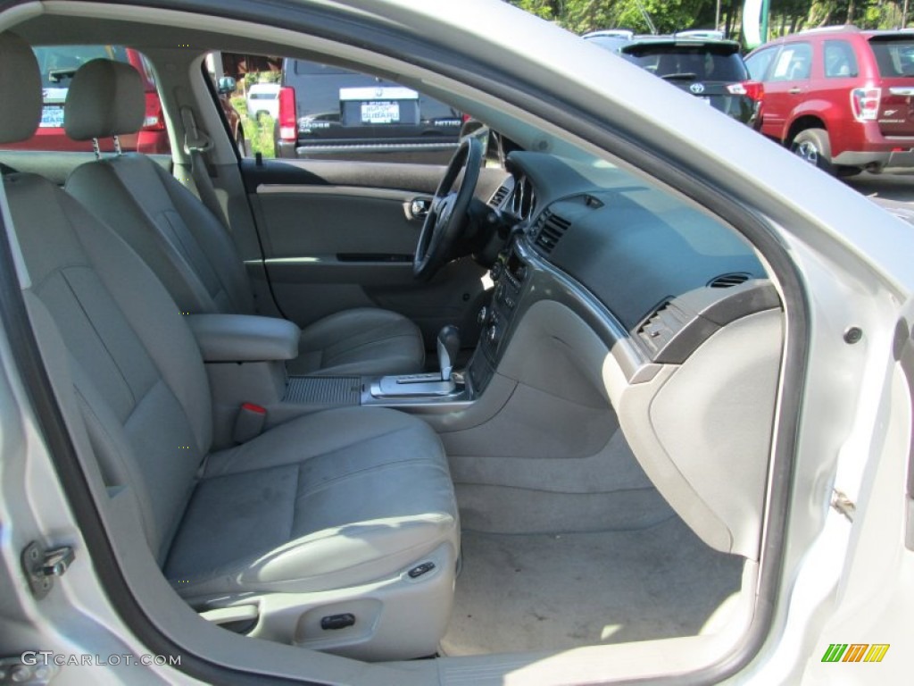 2009 Aura XR V6 - Quicksilver / Gray photo #17