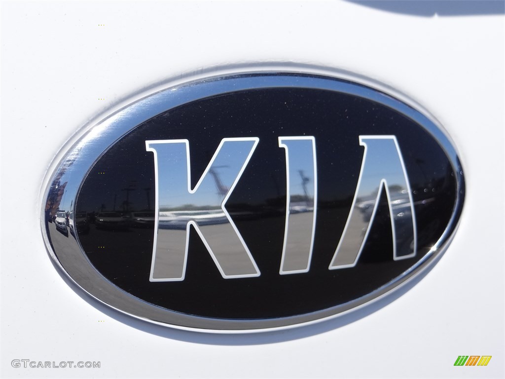 2015 Kia Soul Standard Soul Model Marks and Logos Photos