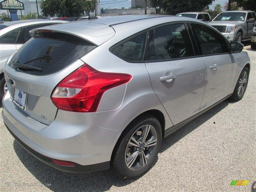 2014 Focus SE Hatchback - Ingot Silver / Charcoal Black photo #1