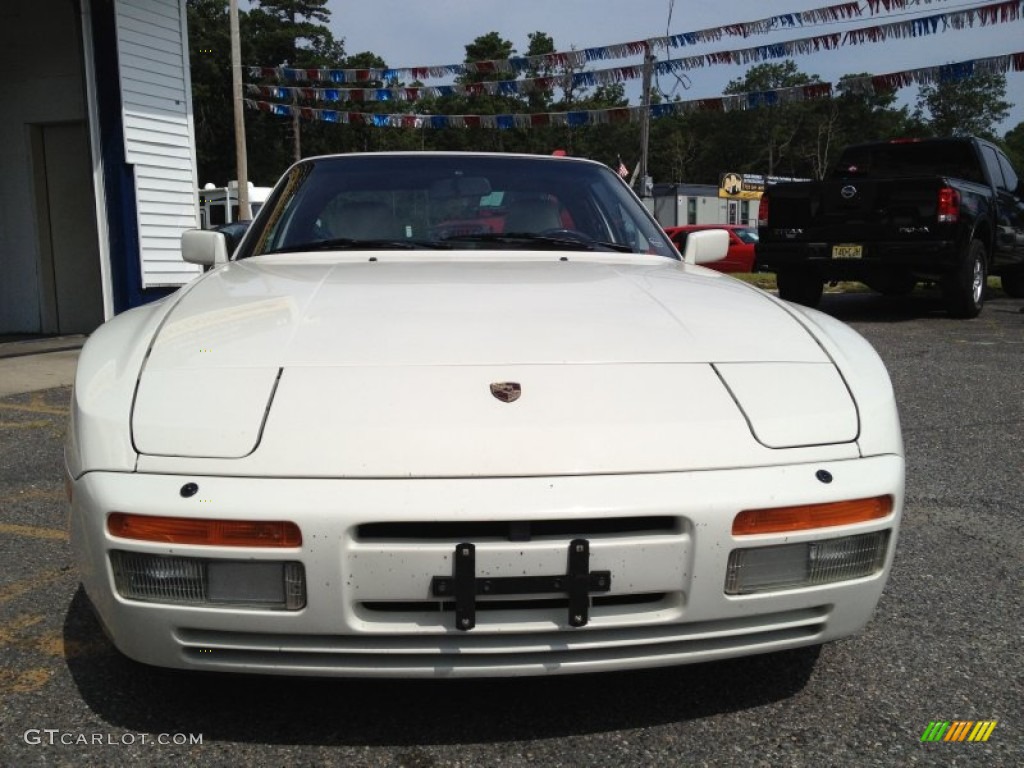1986 944 Turbo - White / White photo #4