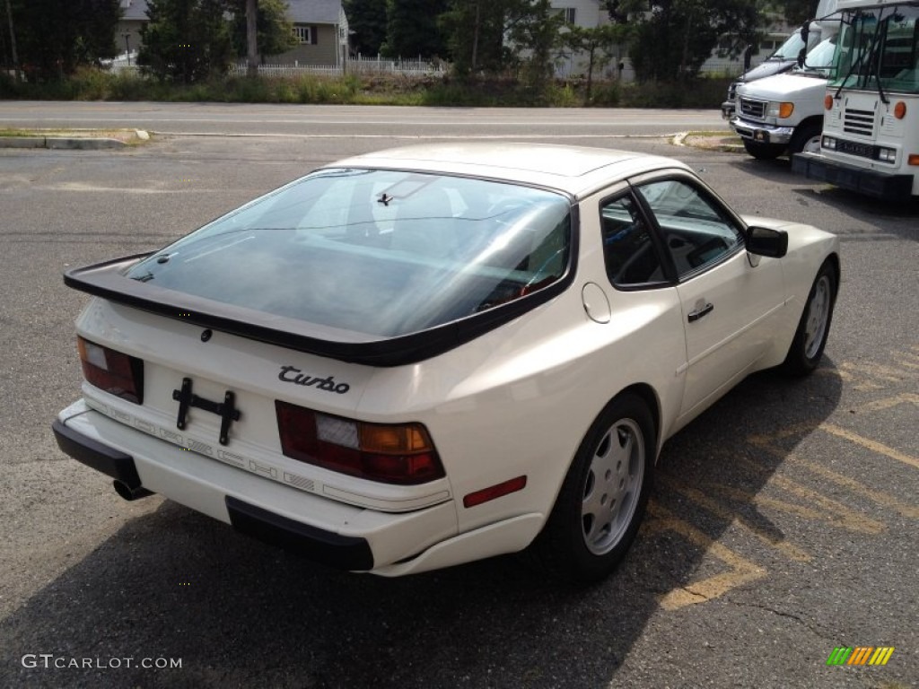 1986 944 Turbo - White / White photo #14