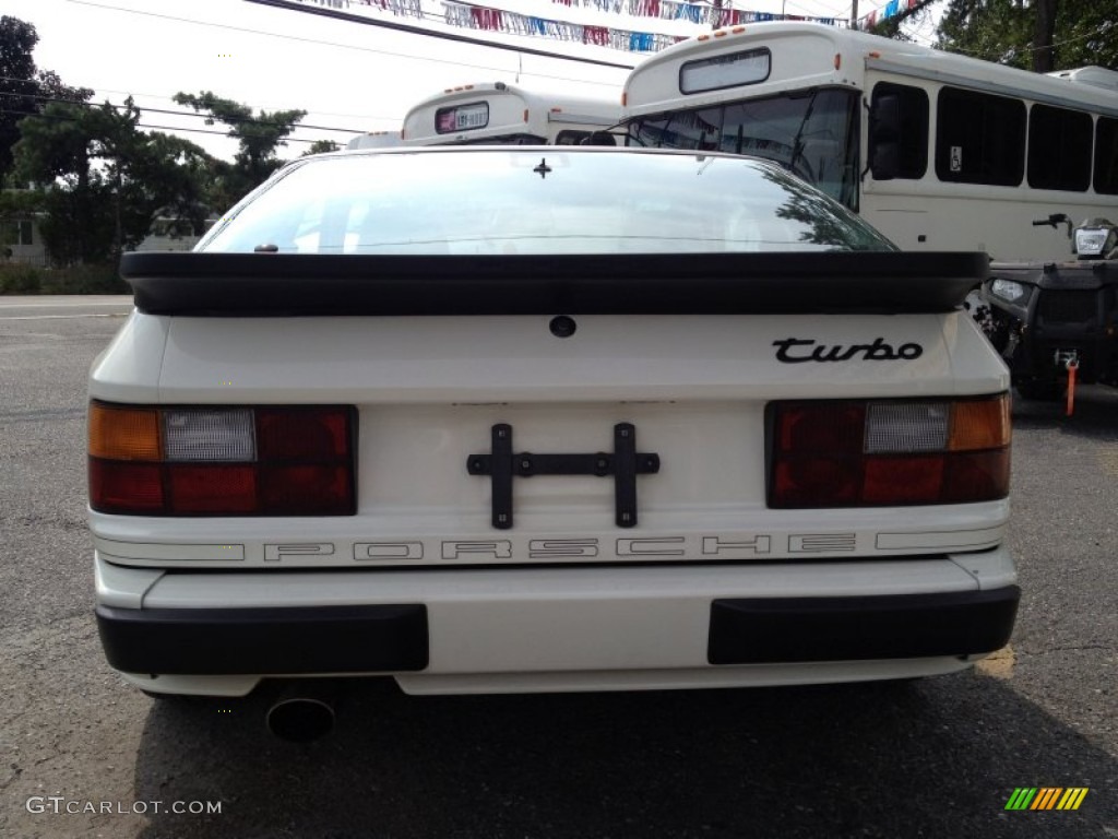 1986 944 Turbo - White / White photo #16