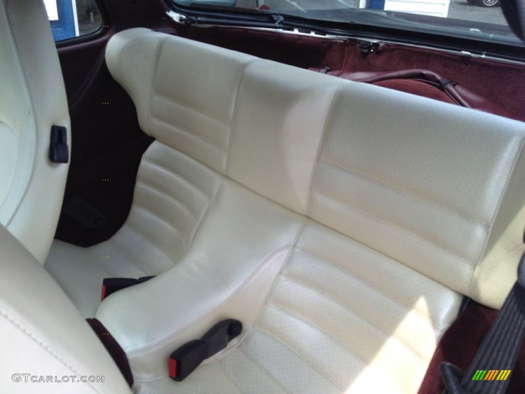 White Interior 1986 Porsche 944 Turbo Photo #96423928