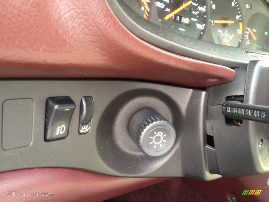 1986 Porsche 944 Turbo Controls Photo #96424132