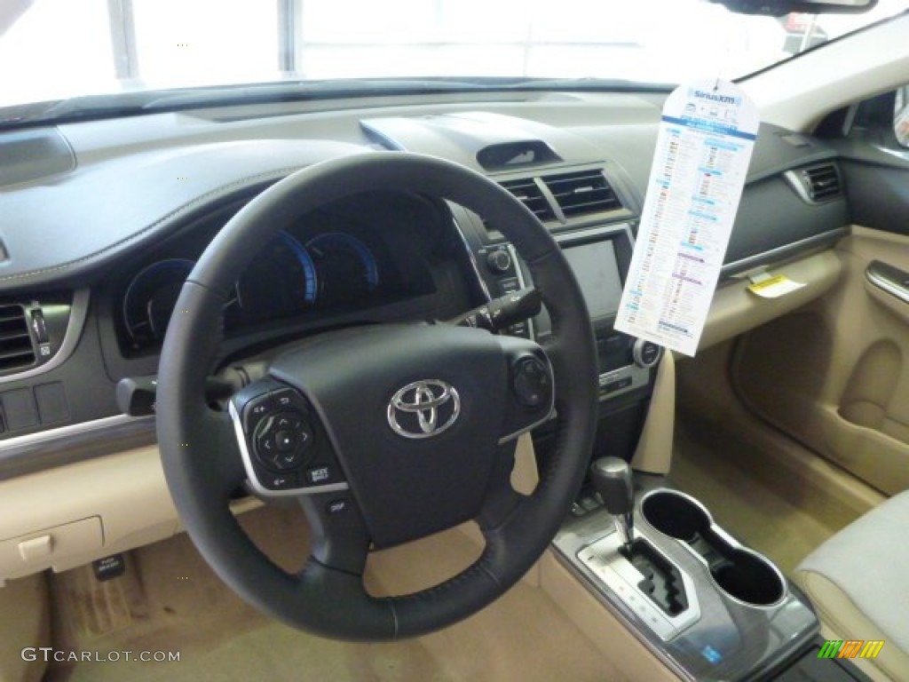 2013 Camry Hybrid XLE - Champagne Mica / Ivory photo #6