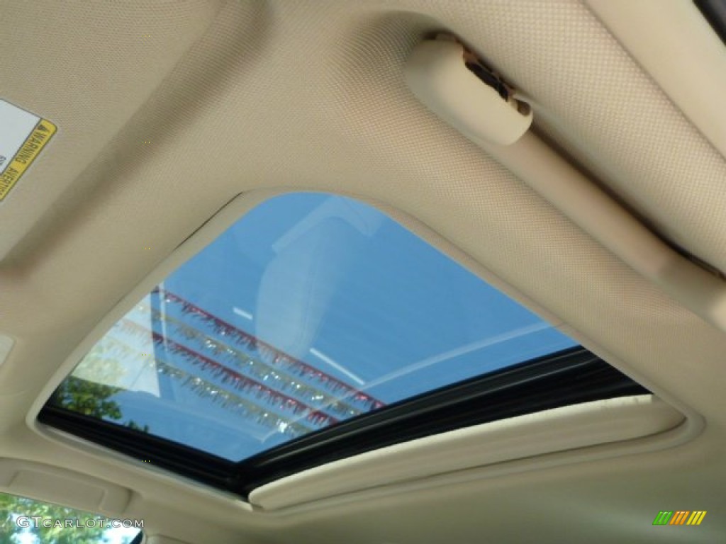 2013 Camry Hybrid XLE - Champagne Mica / Ivory photo #9