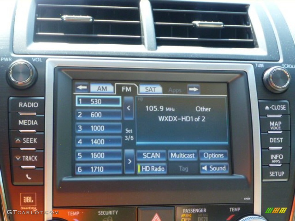 2013 Camry Hybrid XLE - Champagne Mica / Ivory photo #23