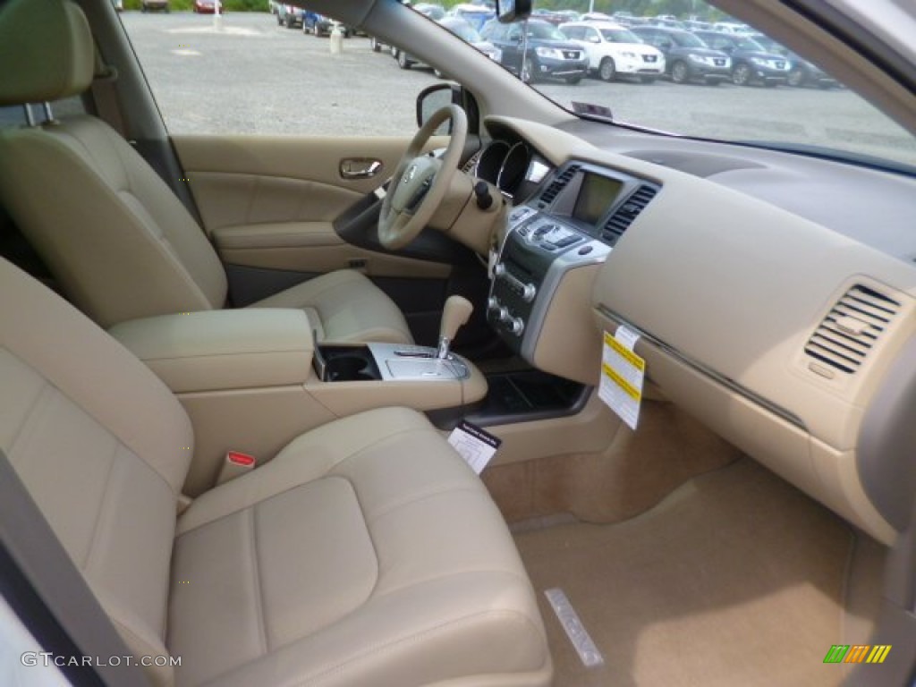2014 Nissan Murano SL AWD Front Seat Photos