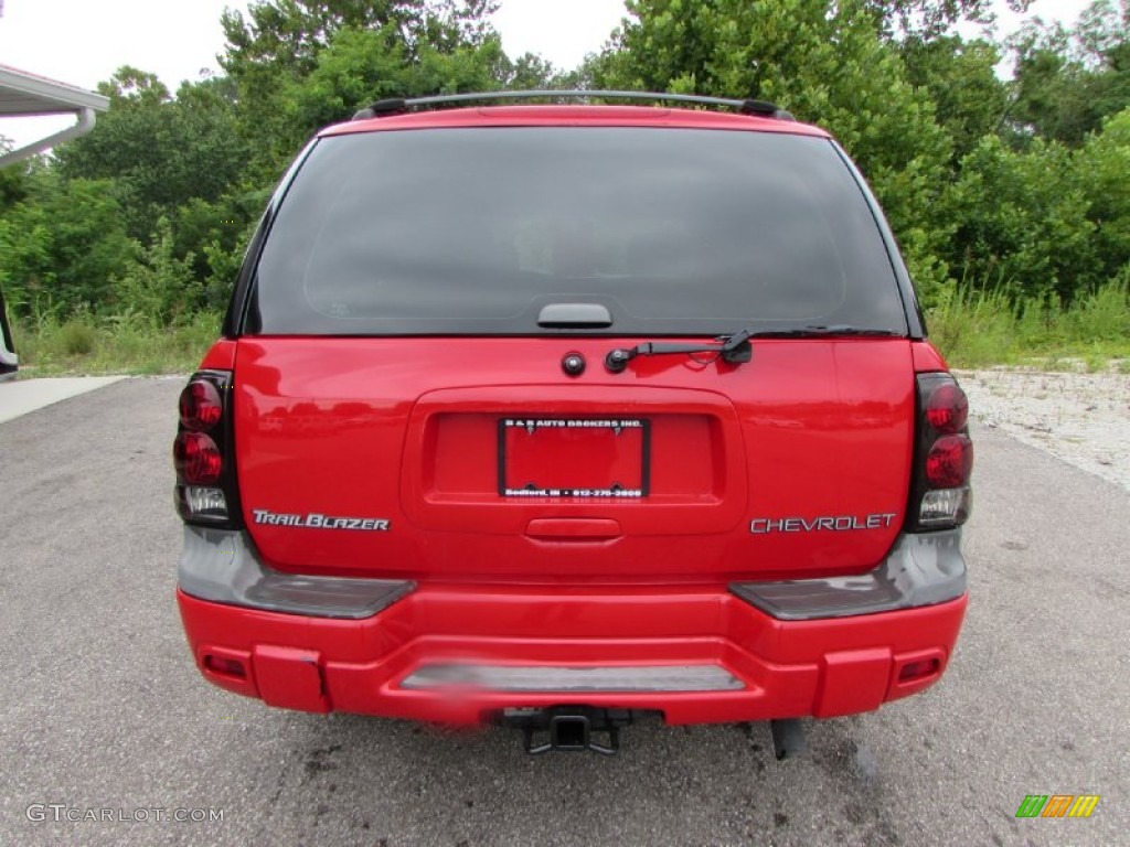 2002 TrailBlazer LS 4x4 - Victory Red / Dark Pewter photo #4