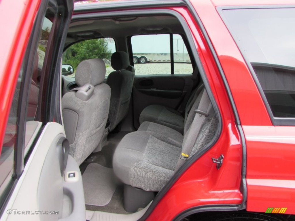 2002 TrailBlazer LS 4x4 - Victory Red / Dark Pewter photo #25