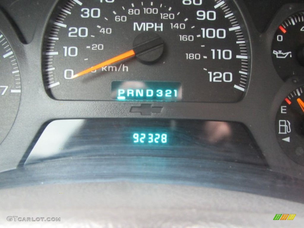 2002 TrailBlazer LS 4x4 - Victory Red / Dark Pewter photo #38