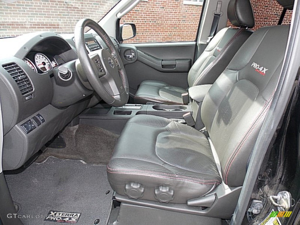 Pro 4X Gray/Red Interior 2011 Nissan Xterra Pro-4X 4x4 Photo #96431242