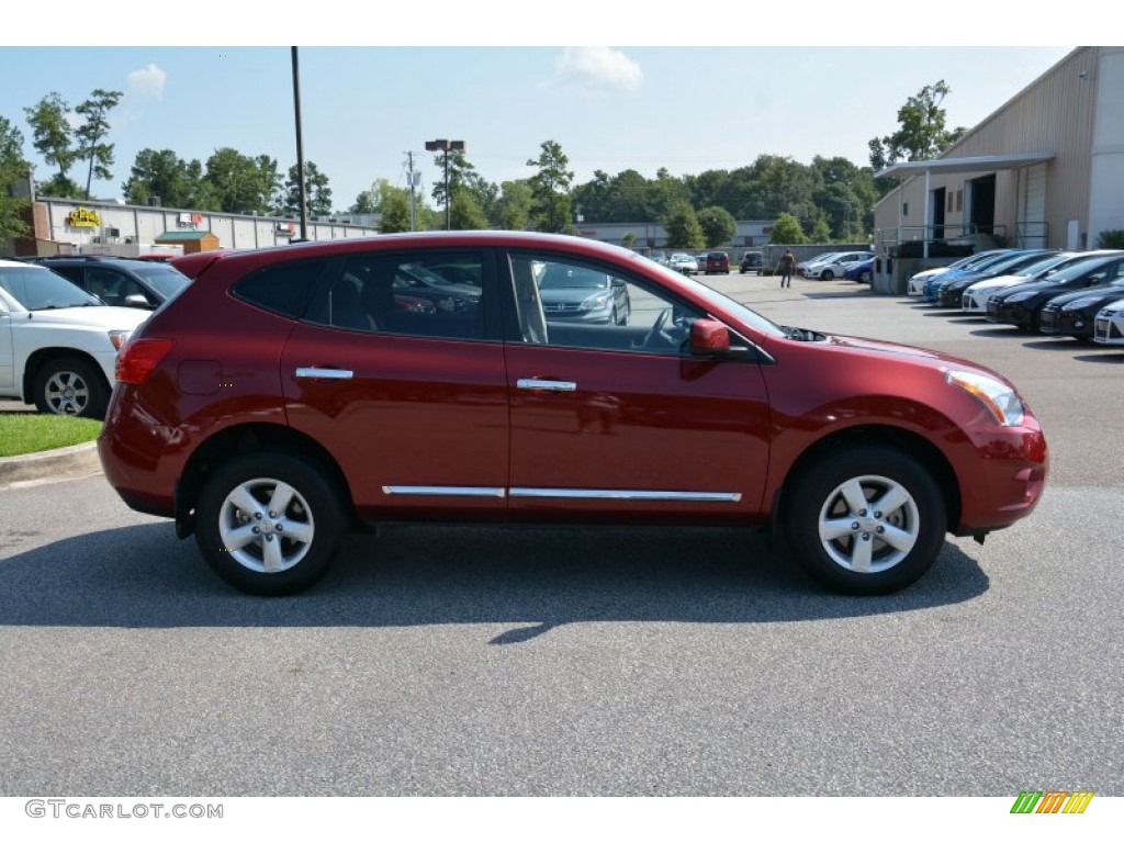 2013 Rogue S Special Edition - Cayenne Red / Gray photo #4