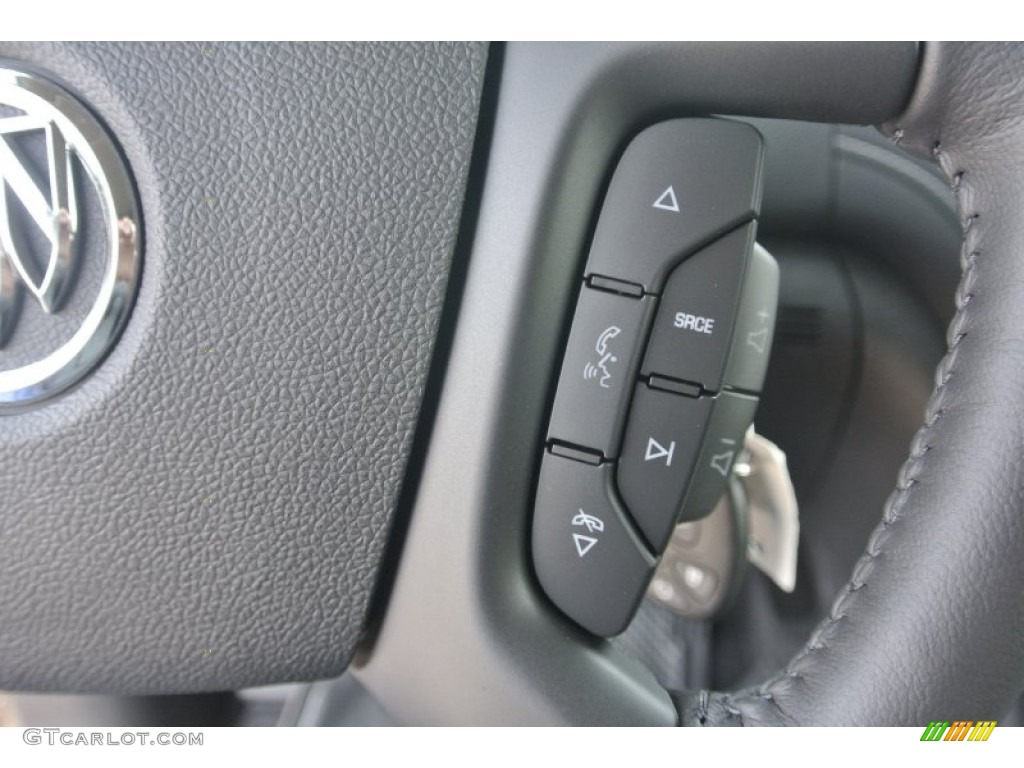 2015 Buick Enclave Leather Controls Photos