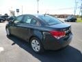 Black Granite Metallic - Cruze LS Photo No. 5