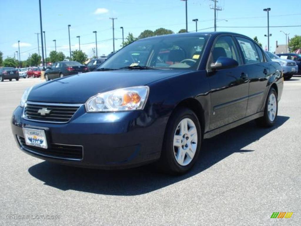 2006 Malibu LT Sedan - Dark Blue Metallic / Titanium Gray photo #1